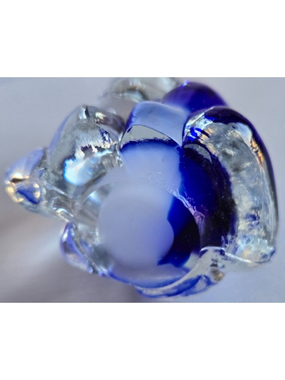 Clear Art Glass Sitting Cat Figurine Paperweight Blue Color 3.5" Tall - Picture 6 of 6